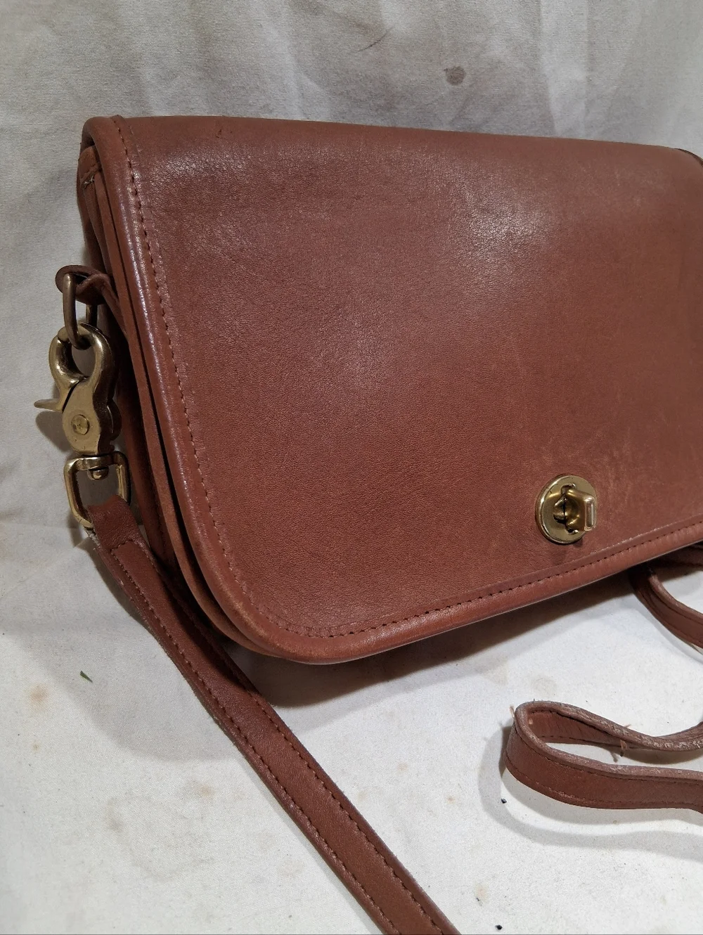 Vintage Coach All Leather  Pocket Purse - Picture 2 of 11